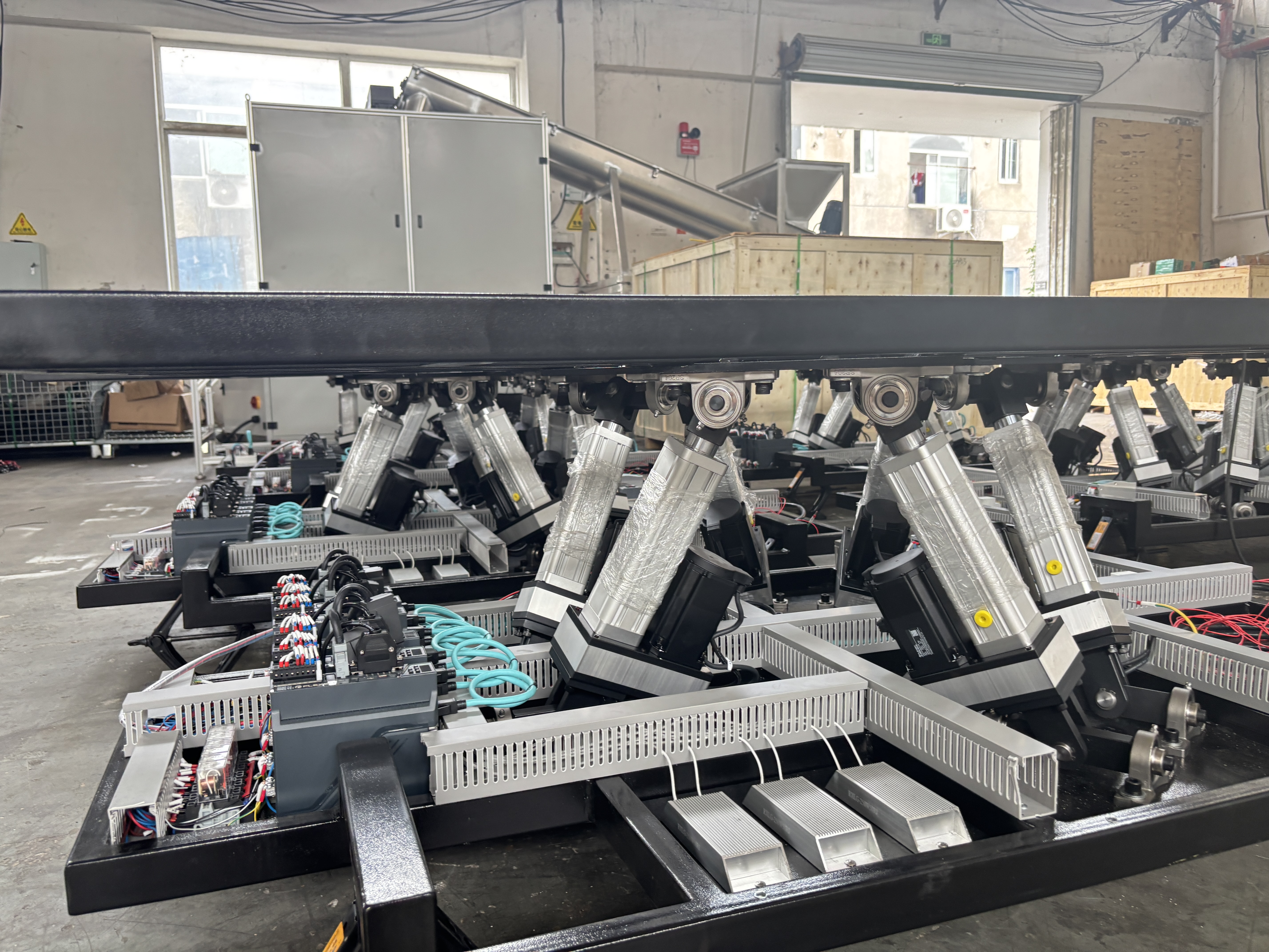  6 Axis Motion Platform ទម្ងន់ 300kg សម្រាប់ Racing & Flight Simulation FDR